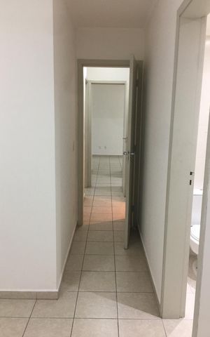 Apartamento à venda com 85m², 3 quartos e 2 vagas Apartamento à venda com 85m², 3 quartos e 2 vagasCorredor