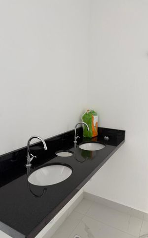 Apartamento para alugar com 73m², 4 quartos e 1 vaga Apartamento para alugar com 73m², 4 quartos e 1 vagaBanheiro social
