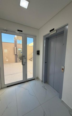 Apartamento para alugar com 73m², 4 quartos e 1 vaga Apartamento para alugar com 73m², 4 quartos e 1 vagaHall