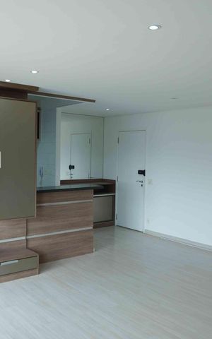 Apartamento à venda com 94m², 2 quartos e 2 vagasSala