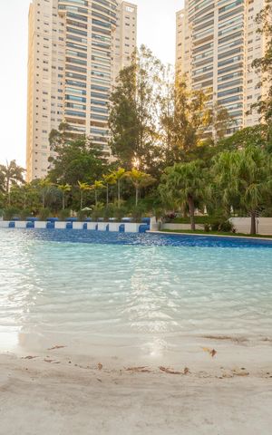 Apartamento para alugar com 223m², 4 quartos e 2 vagasÁrea comum - Piscina