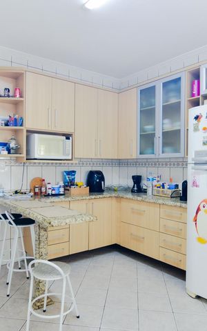 Casa para alugar com 70m², 2 quartos e 1 vagaCozinha