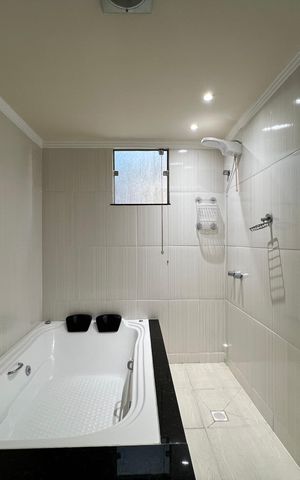 Casa à venda com 200m², 4 quartos e 3 vagas