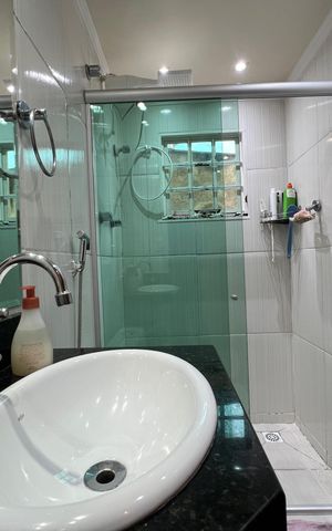 Casa à venda com 200m², 4 quartos e 3 vagas