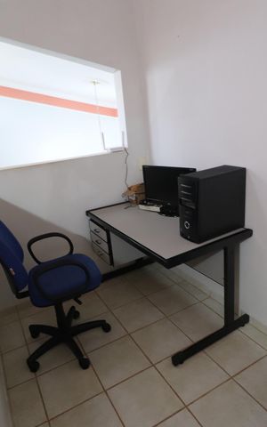 Casa para alugar com 250m², 3 quartos e 4 vagasEscritório