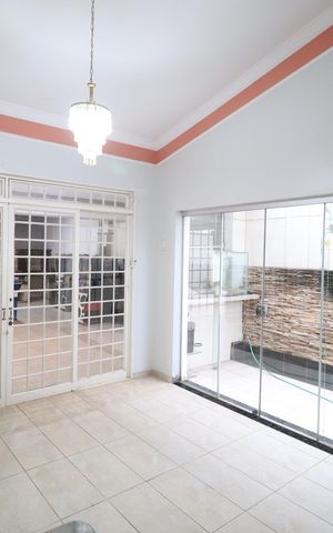 Casa para alugar com 250m², 3 quartos e 4 vagasSala 2