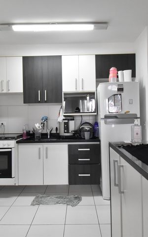 Apartamento à venda com 64m², 2 quartos e 2 vagasCozinha