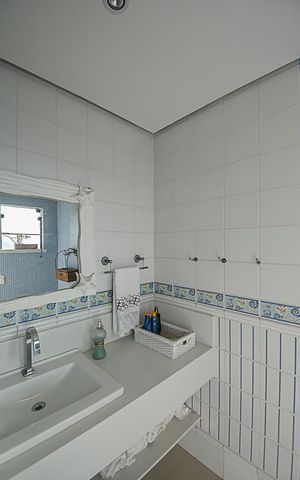 Apartamento para alugar com 1000m², 4 quartos e 4 vagas Apartamento para alugar com 1000m², 4 quartos e 4 vagasBanheiro de serviço 2
