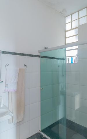 Apartamento à venda com 94m², 3 quartos e 1 vaga Apartamento à venda com 94m², 3 quartos e 1 vagaBanheiro