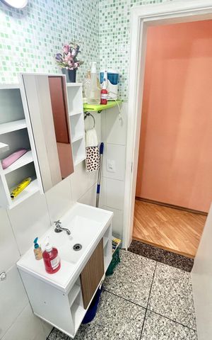 Apartamento à venda com 52m², 2 quartos e 1 vaga Apartamento à venda com 52m², 2 quartos e 1 vagaBanheiro