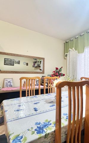 Apartamento à venda com 52m², 2 quartos e 1 vaga Apartamento à venda com 52m², 2 quartos e 1 vagaSala
