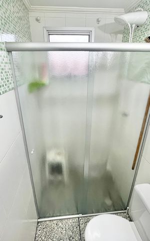 Apartamento à venda com 52m², 2 quartos e 1 vaga Apartamento à venda com 52m², 2 quartos e 1 vagaBanheiro