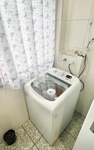 Apartamento à venda com 52m², 2 quartos e 1 vaga Apartamento à venda com 52m², 2 quartos e 1 vagaCozinha e Área de Serviço