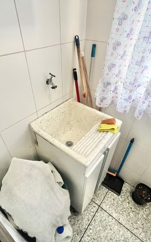 Apartamento à venda com 52m², 2 quartos e 1 vaga Apartamento à venda com 52m², 2 quartos e 1 vagaCozinha e Área de Serviço