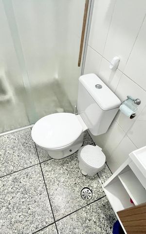 Apartamento à venda com 52m², 2 quartos e 1 vaga Apartamento à venda com 52m², 2 quartos e 1 vagaBanheiro