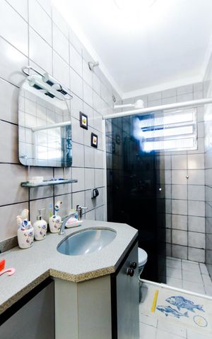 Casa à venda com 125m², 2 quartos e 1 vagaBanheiro