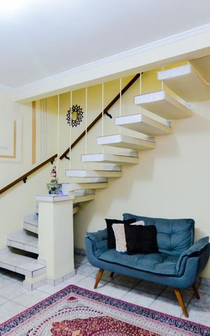 Casa à venda com 125m², 2 quartos e 1 vagaSala
