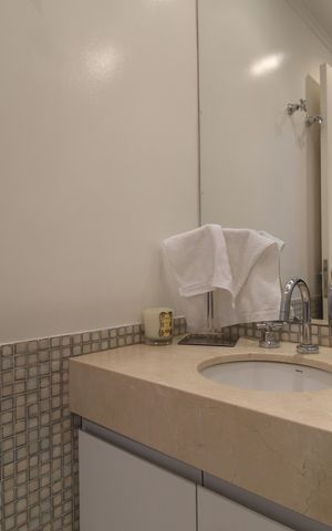 Apartamento à venda com 95m², 3 quartos e 2 vagasBanheiro da Suíte 1