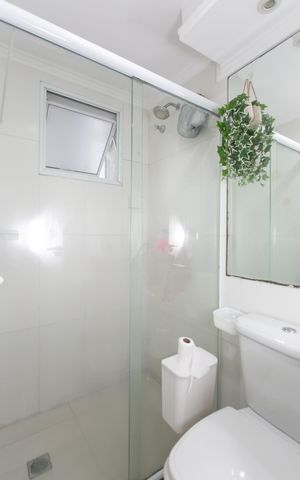Apartamento à venda com 57m², 3 quartos e 1 vaga Apartamento à venda com 57m², 3 quartos e 1 vagaBanheiro da Suíte