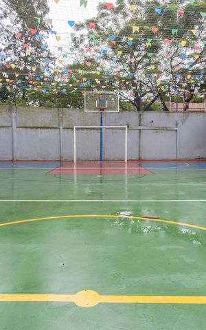Casa à venda com 61m², 2 quartos e 2 vagasQuadra Esportiva
