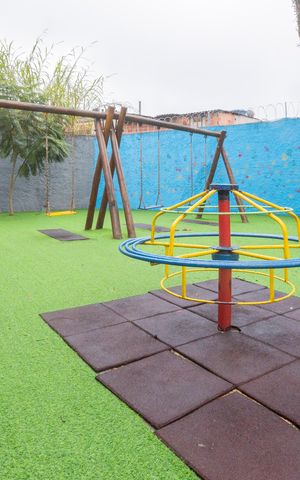 Casa à venda com 61m², 2 quartos e 2 vagasÁrea comum - Playground