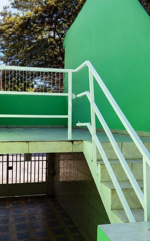 Casa à venda com 200m², 3 quartos e 2 vagas Casa à venda com 200m², 3 quartos e 2 vagasÁrea externa
