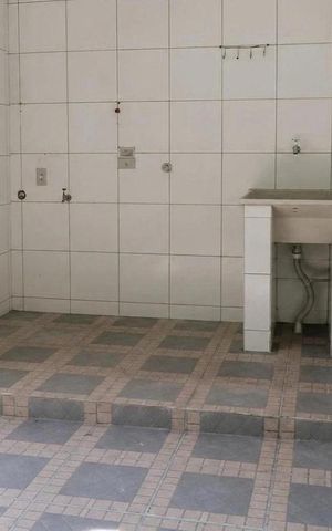 Casa à venda com 200m², 3 quartos e 2 vagas Casa à venda com 200m², 3 quartos e 2 vagasÁrea de serviço