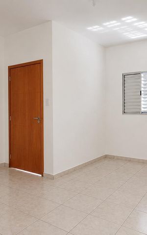 Casa à venda com 200m², 3 quartos e 2 vagas Casa à venda com 200m², 3 quartos e 2 vagasSala