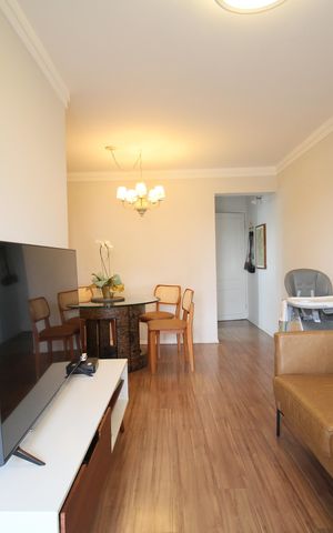 Apartamento à venda com 74m², 3 quartos e 1 vagaSala