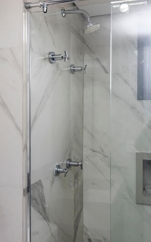 Studio para alugar com 39m², 1 quarto e 1 vaga Studio para alugar com 39m², 1 quarto e 1 vagaBanheiro