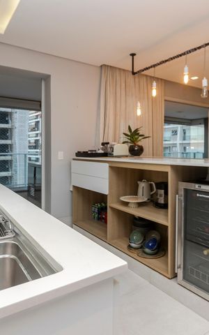 Apartamento à venda com 134m², 3 quartos e 2 vagas Apartamento à venda com 134m², 3 quartos e 2 vagasCozinha