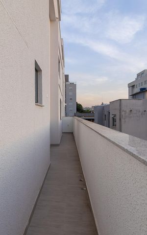 Apartamento à venda com 87m², 2 quartos e 2 vagas Apartamento à venda com 87m², 2 quartos e 2 vagasVaranda