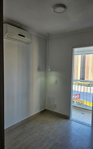 Apartamento à venda com 82m², 3 quartos e 2 vagasQuarto