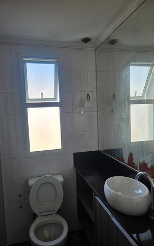 Apartamento à venda com 82m², 3 quartos e 2 vagasBanheiro