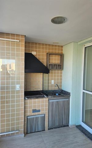 Apartamento à venda com 82m², 3 quartos e 2 vagasVaranda