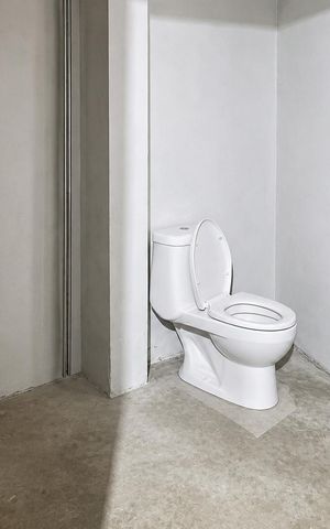 Casa para alugar com 90m², 2 quartos e sem vaga Casa para alugar com 90m², 2 quartos e sem vagaBanheiro de serviço