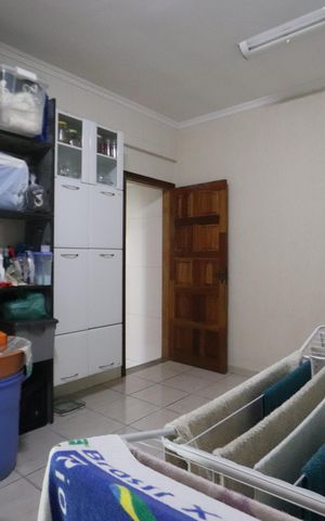 Casa à venda com 175m², 3 quartos e 4 vagasLavanderia
