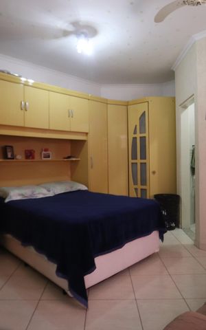 Casa à venda com 175m², 3 quartos e 4 vagasSuíte 3