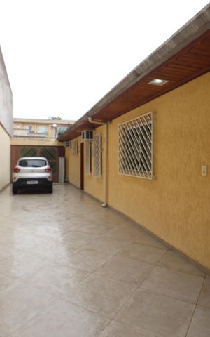 Casa à venda com 175m², 3 quartos e 4 vagasGaragem