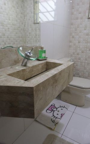 Casa à venda com 175m², 3 quartos e 4 vagasLavabo