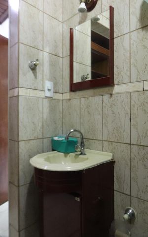Casa à venda com 175m², 3 quartos e 4 vagasBanheiro da Suíte 1