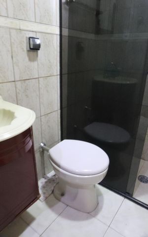 Casa à venda com 175m², 3 quartos e 4 vagasBanheiro da Suíte 1