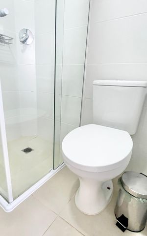 Apartamento à venda com 45m², 2 quartos e 1 vaga Apartamento à venda com 45m², 2 quartos e 1 vagaBanheiro
