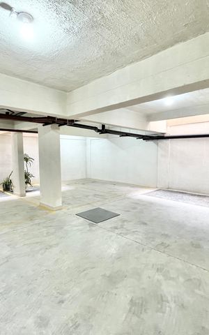 Apartamento à venda com 45m², 2 quartos e 1 vaga Apartamento à venda com 45m², 2 quartos e 1 vagaGaragem