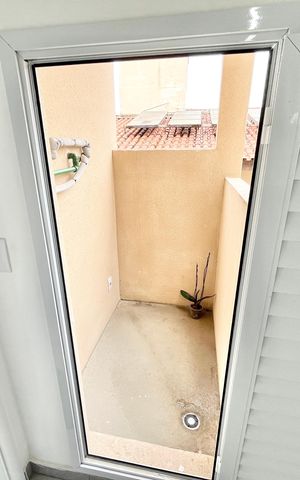 Apartamento à venda com 45m², 2 quartos e 1 vaga Apartamento à venda com 45m², 2 quartos e 1 vagaÁrea externa