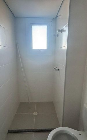 Apartamento para alugar com 57m², 2 quartos e 1 vaga Apartamento para alugar com 57m², 2 quartos e 1 vagaBanheiro social