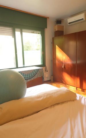Casa à venda com 330m², 6 quartos e 2 vagasQuarto 05
