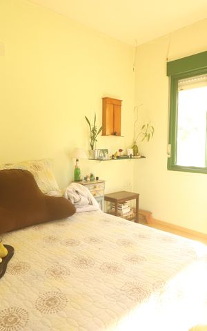 Casa à venda com 330m², 6 quartos e 2 vagasQuarto 01