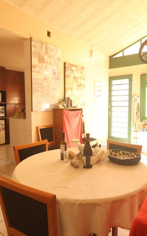 Casa à venda com 330m², 6 quartos e 2 vagasSala de Jantar
