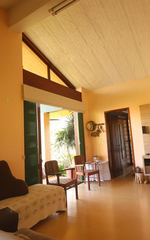 Casa à venda com 330m², 6 quartos e 2 vagasSala